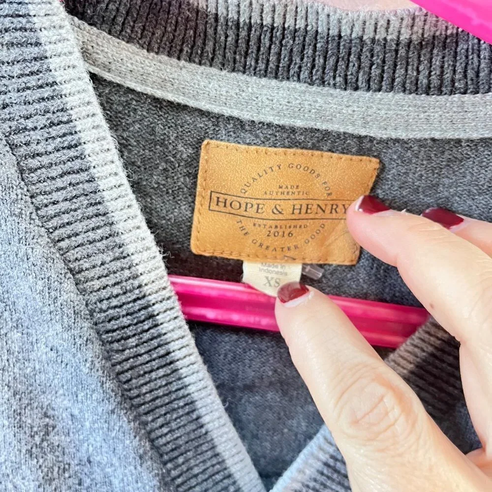 Hope‎ & Henry Gray V-Neck Cardigan Sweater- Size XS